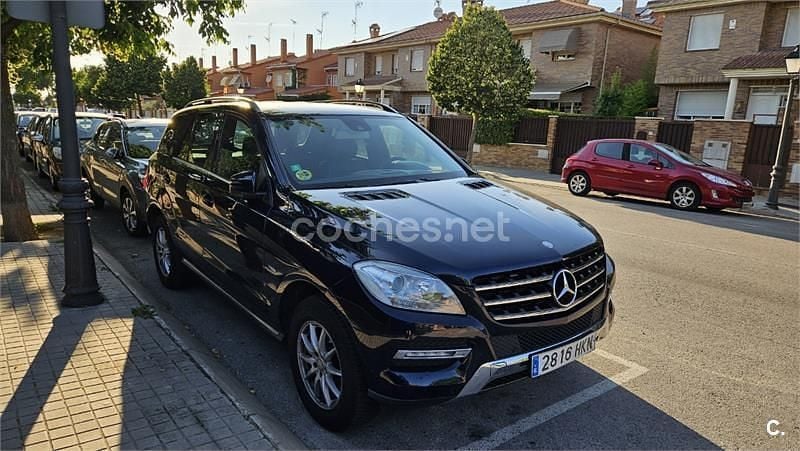 Azul Usado 2012 Mercedes ML250 Edition 1 SUV | 15.900 € (Buen precio) - Imagen 1/4