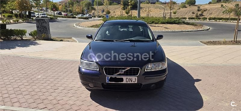 Azul Usado 2005 Volvo S60 Momentum Berlina | 3750 € (Precio justo) - Imagen 1/4