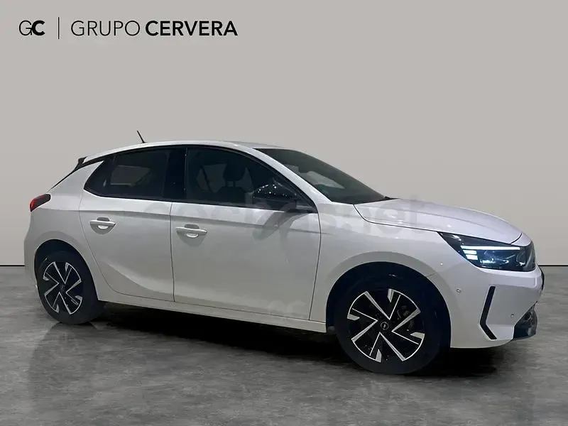 Usado Opel Corsa 100 CV (73 kW) 2023 Blanco Utilitario