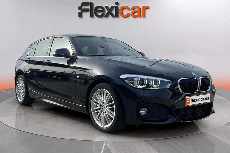 Usado BMW 118 150 CV (110 kW) 2018 Negro Utilitario