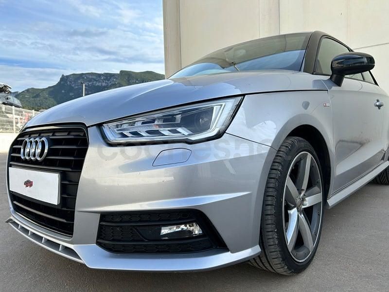 Usado Audi A1 Design 116 CV (85 kW) 2017 Gris / plata Utilitario