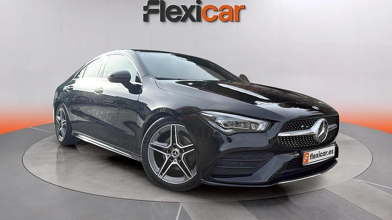 Usado Mercedes CLA180 136 CV (100 kW) 2019 Negro Berlina