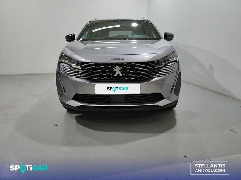 Usado Peugeot 5008 Allure 130 CV (95 kW) 2024 Gris SUV