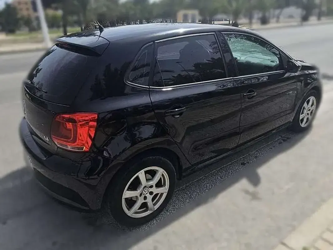 Usado VW Polo Sport 86 CV (63 kW) 2009 Negro Utilitario