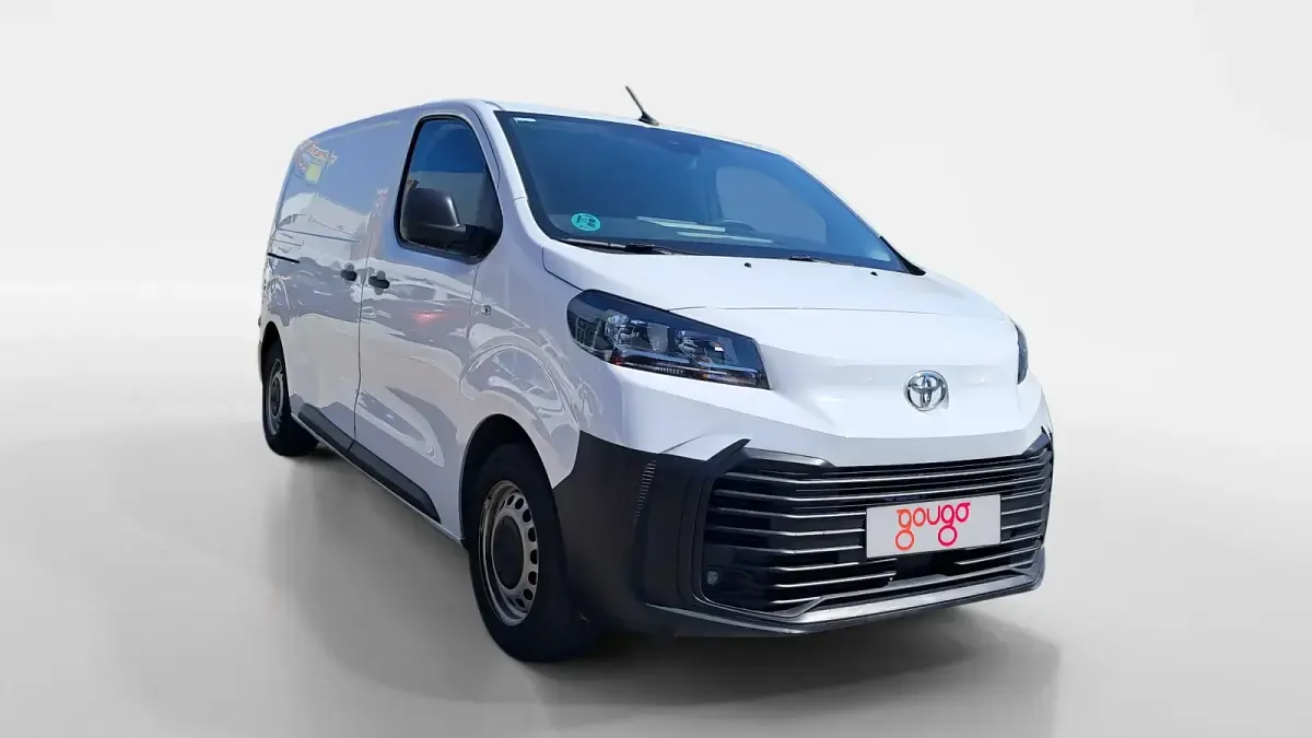 Usado Toyota Proace 120 CV (88 kW) 2024 Blanco Monovolumen