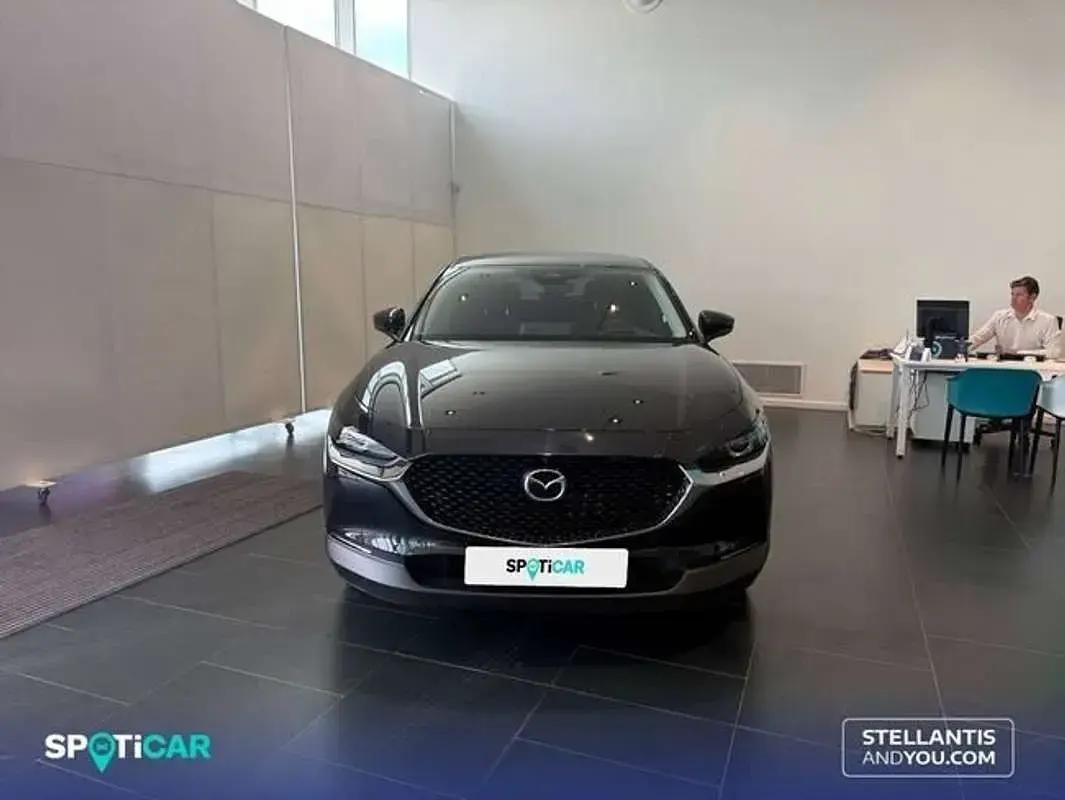 Usado Mazda CX-30 Exclusive-Line 141 CV (103 kW) 2025 Negro SUV