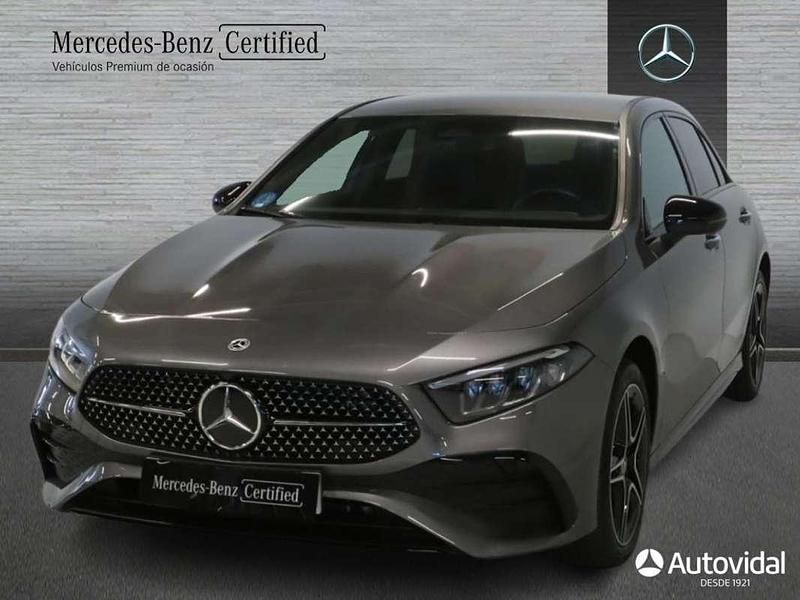Usado Mercedes A250 Advanced 218 CV (160 kW) 2025 Gris Utilitario