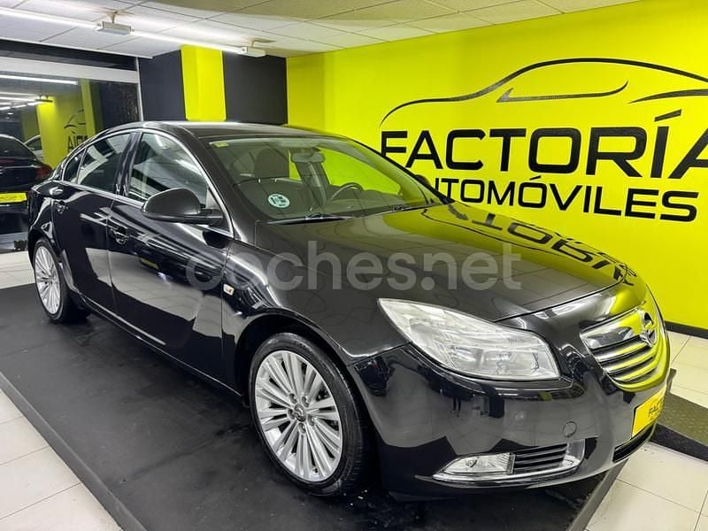 Negro Usado 2011 Opel Insignia Sport Berlina | 8990 € - Imagen 1/4
