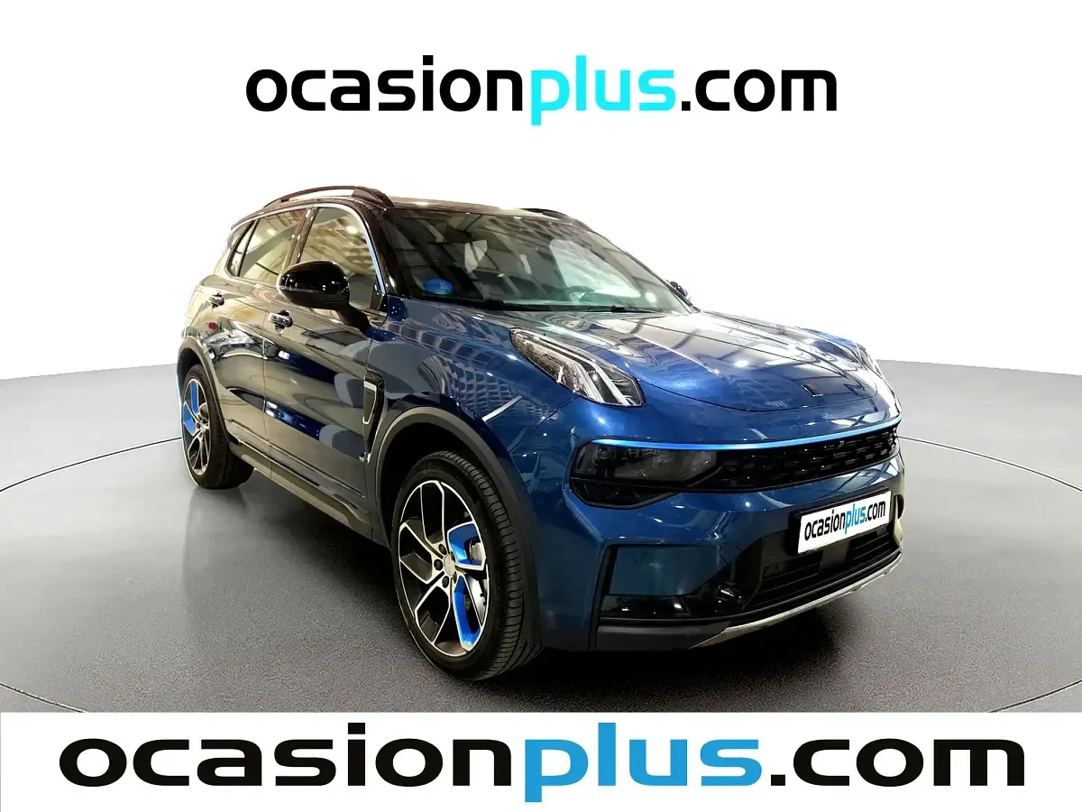 Begagnad Lynk & Co 01 261 HK (191 kW) 2023 Svart SUV