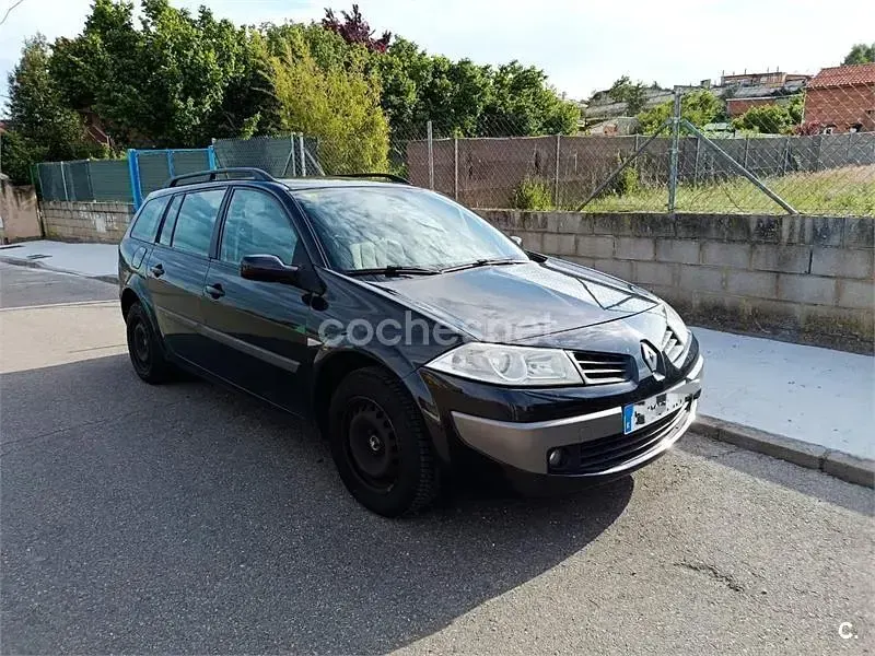 Usado Renault Mégane GrandTour Business 105 CV (77 kW) 2007 Negro Familiar