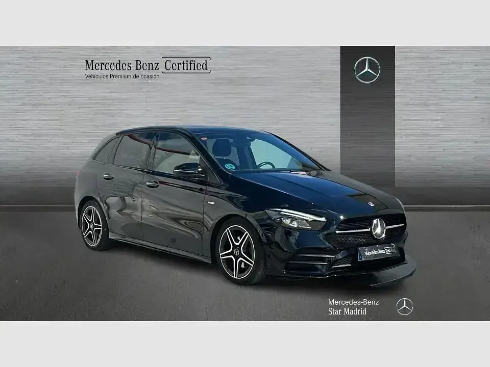 Usado Mercedes B200 150 CV (110 kW) 2021 Negro Monovolumen