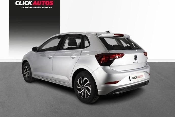 Usado VW Polo Life 95 CV (69 kW) 2023 Utilitario