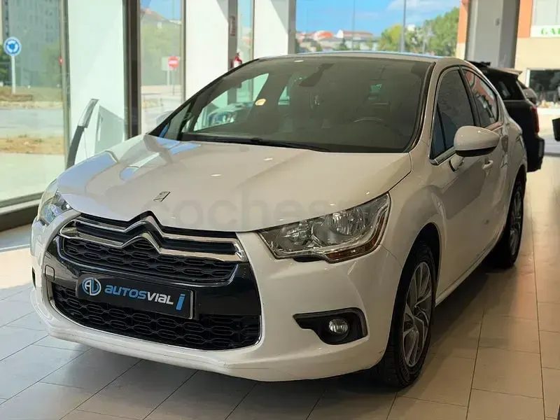 Usado Citroën DS4 114 CV (83 kW) 2014 Blanco Utilitario