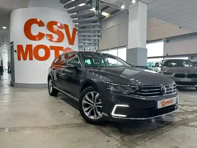 Usado VW Passat GTE 218 CV (160 kW) 2021 Negro Familiar