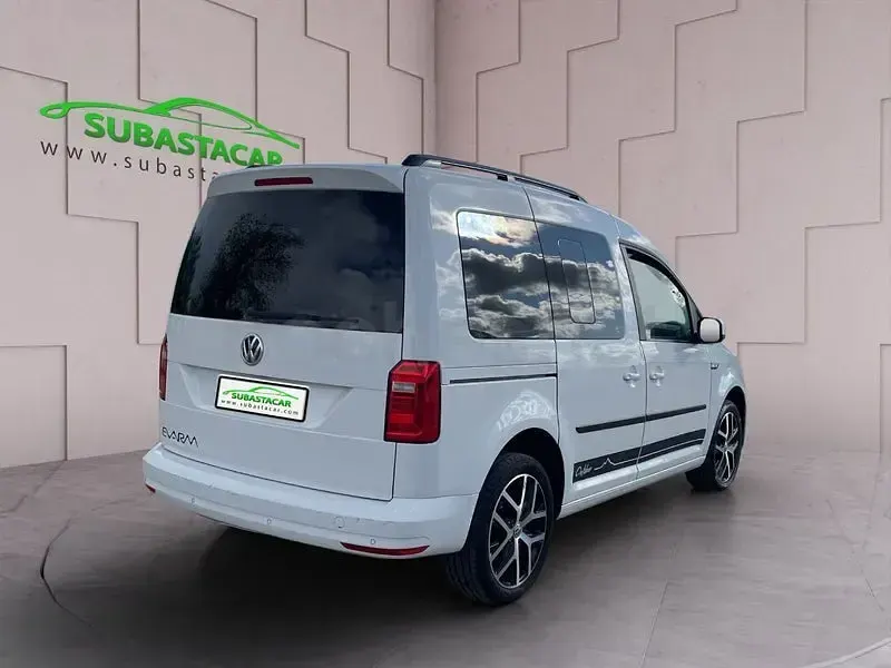Usado VW Caddy 102 CV (75 kW) 2019 Blanco Monovolumen