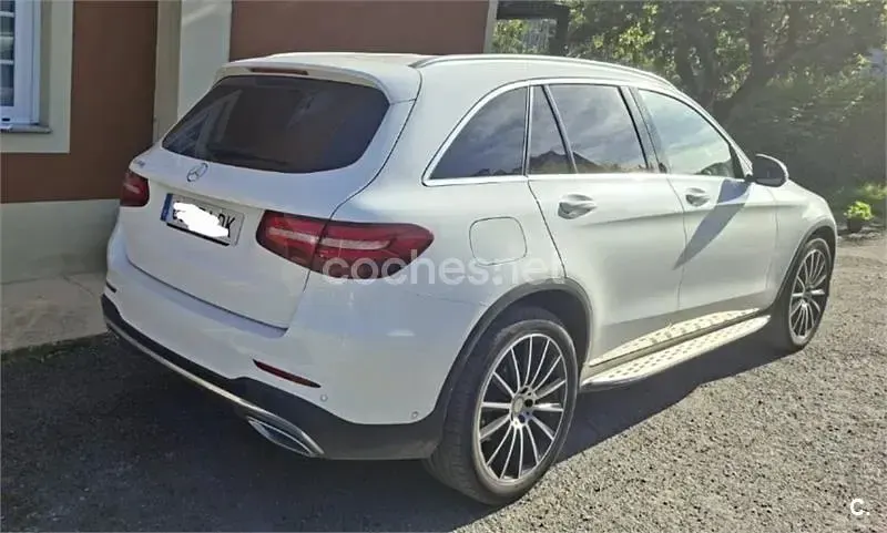 Usado Mercedes GLC250 AMG line 204 CV (150 kW) 2015 Blanco SUV