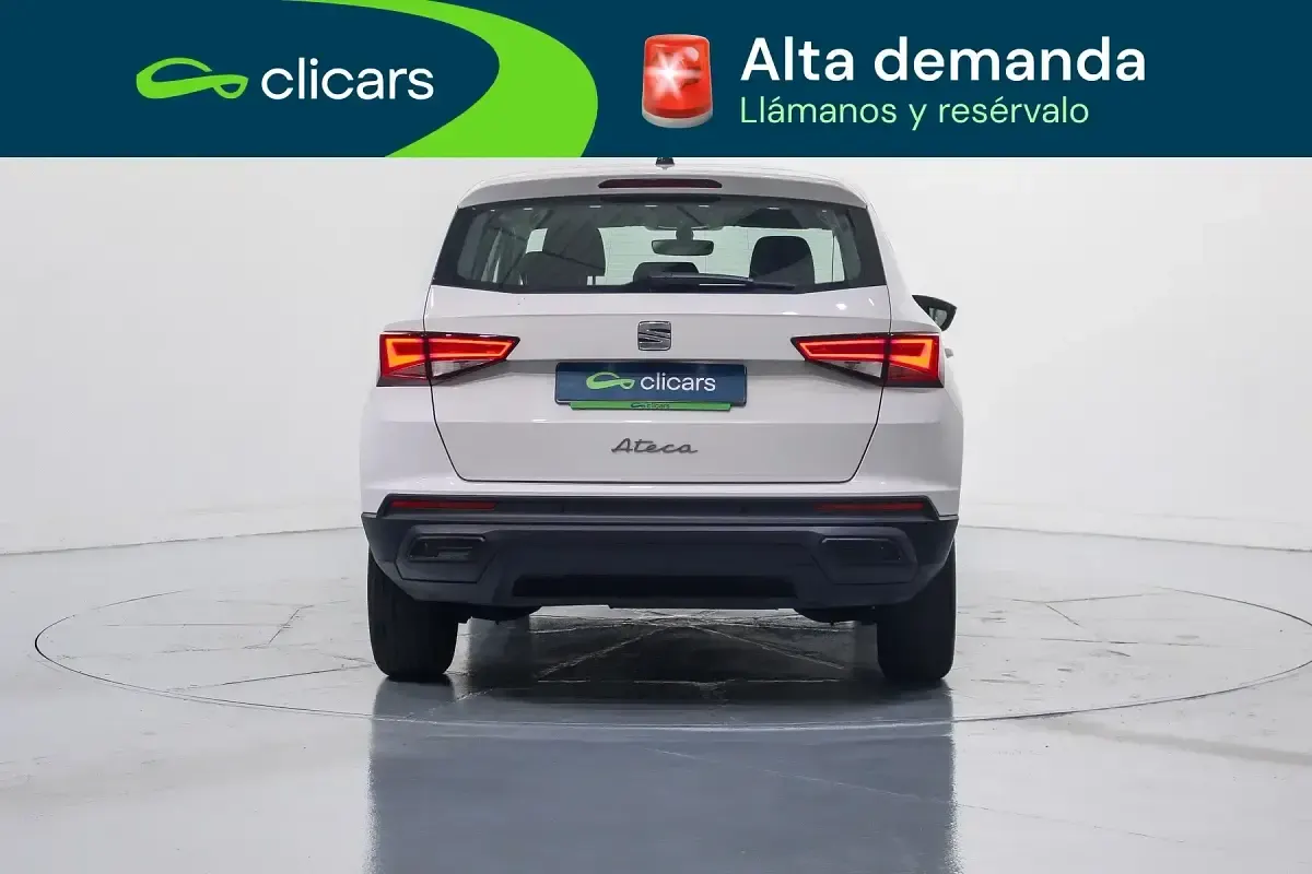 Usado Seat Ateca Reference 116 CV (85 kW) 2022 Blanco SUV