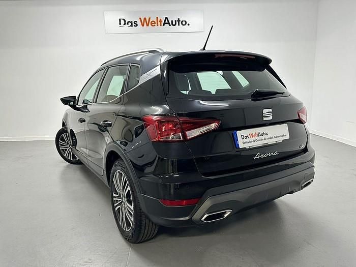 Gris Usado 2025 Seat Arona Xperience SUV | 20.490 € (Precio justo) - Imagen 1/4