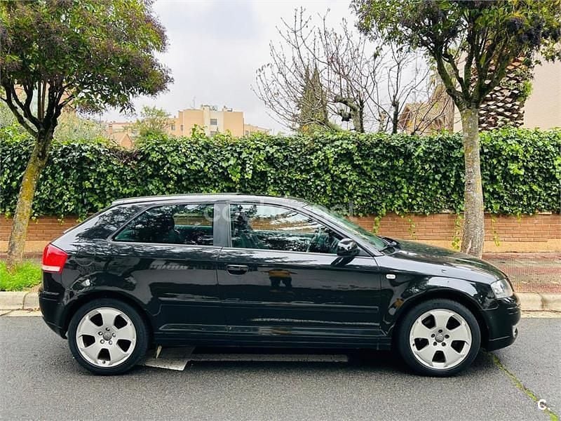 Usado Audi A3 Attraction 102 HP (75 kW) 2006 Preto Citadino