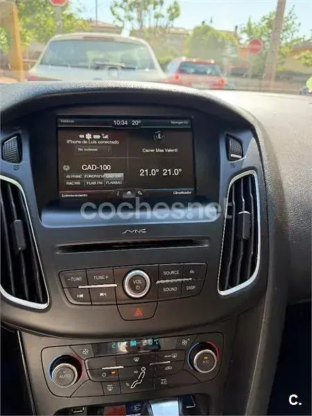 Usado Ford Focus Titanium 150 CV (110 kW) 2015 Blanco Familiar