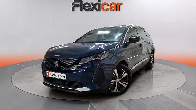Usado Peugeot 5008 Allure 131 CV (96 kW) 2023 Azul SUV