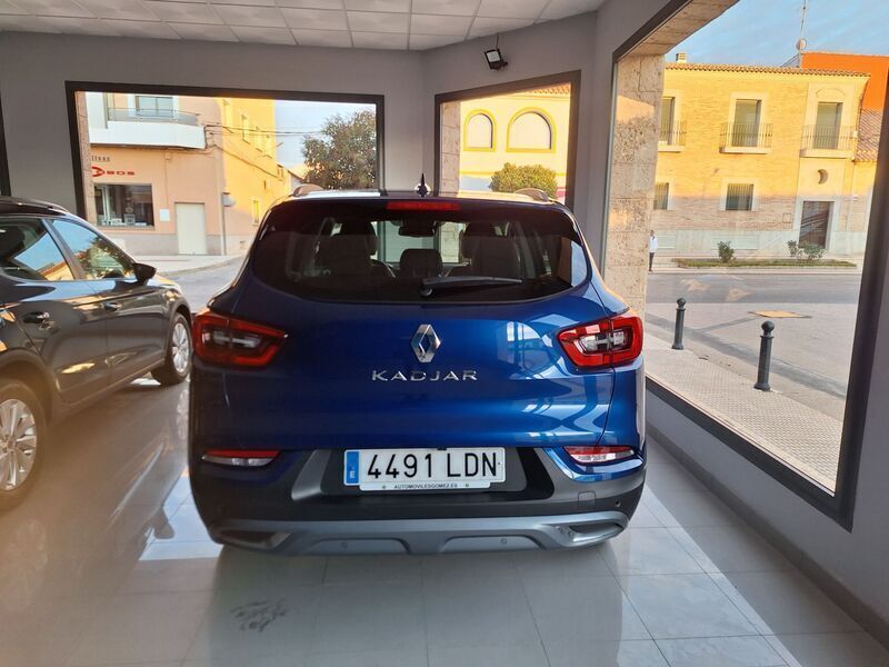 Usado Renault Kadjar Zen 115 CV (84 kW) 2020 Azul SUV