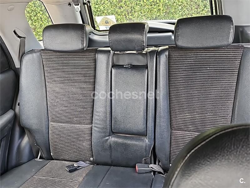 Usado Kia Sportage Active 140 CV (102 kW) 2007 Negro SUV