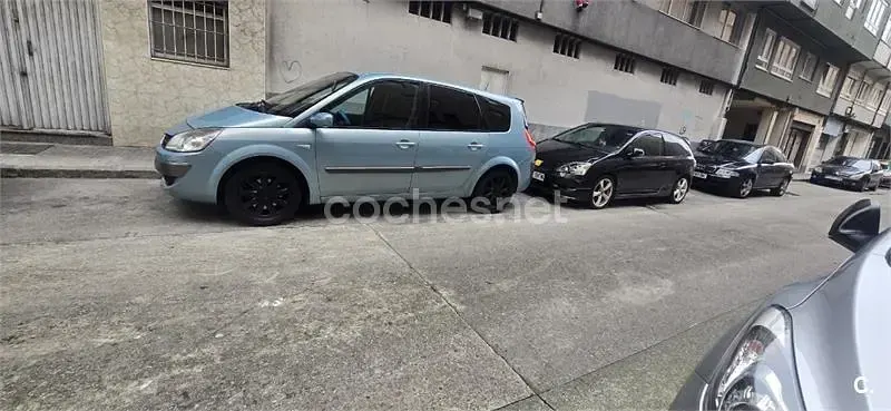 Usado Renault Scénic 105 CV (77 kW) 2006 Azul Monovolumen