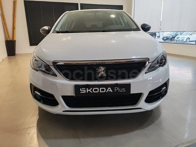 Usado Peugeot 308 Business-Line 100 CV (73 kW) 2018 Blanco Berlina