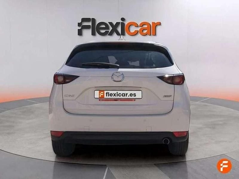 Usado Mazda CX-5 150 CV (110 kW) 2019 Blanco SUV