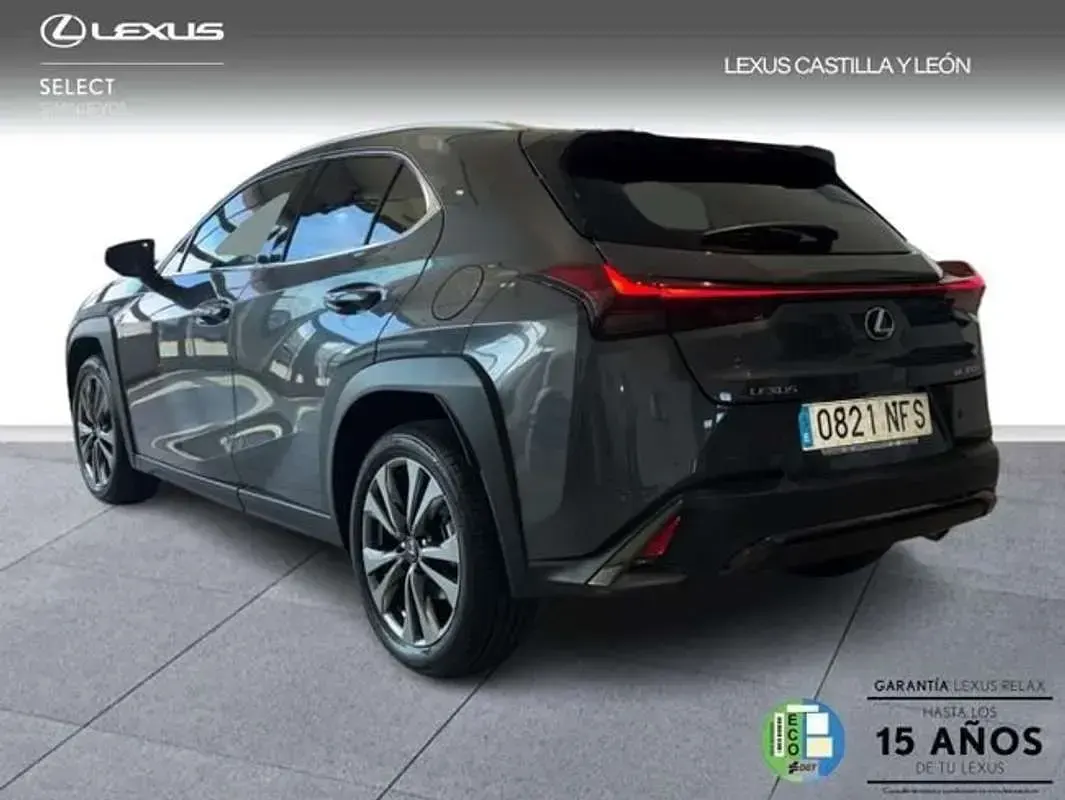 Usado Lexus UX Sport Line 199 CV (146 kW) 2025 Gris SUV