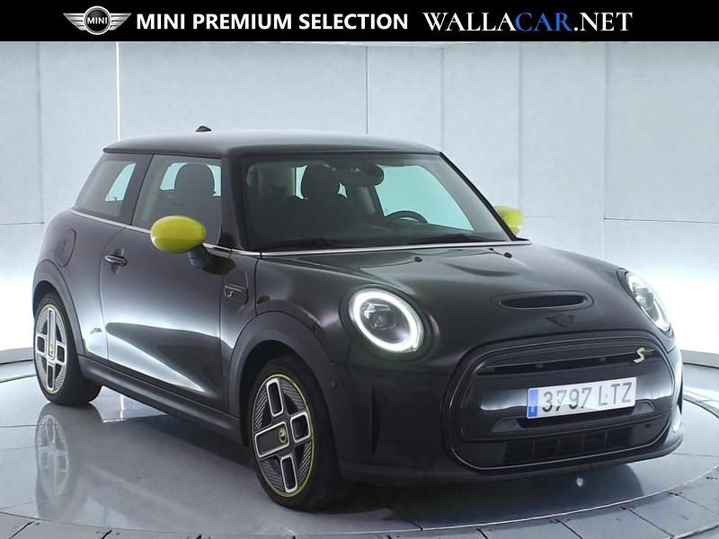 Usado Mini Cooper SE 135 kW (184 CV) 2021 Negro Utilitario