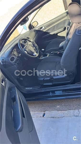 Używany Ford Focus Sport 115 KM (84 kW) 2006 Czarny Sedan/Limuzyna