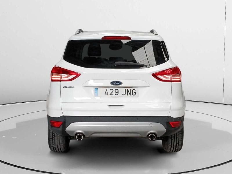 Usado Ford Kuga 120 HP (88 kW) 2016 SUV