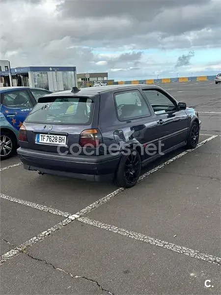 Usado VW Golf III GT 100 CV (73 kW) 1996 Negro Berlina