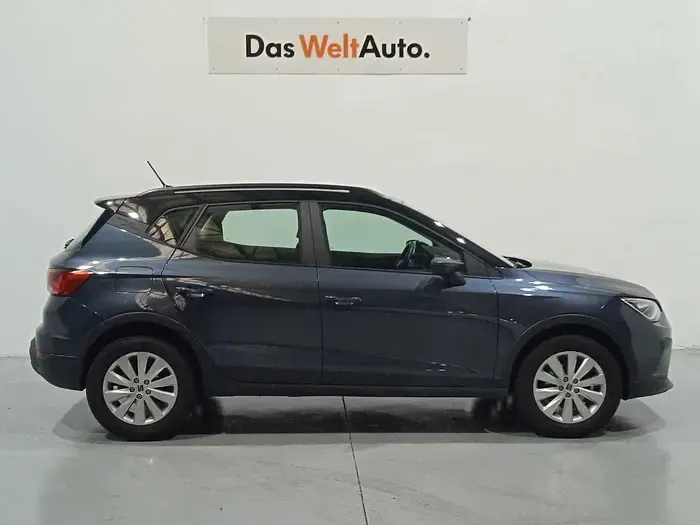 Usado Seat Arona Style 115 CV (84 kW) 2025 Gris SUV