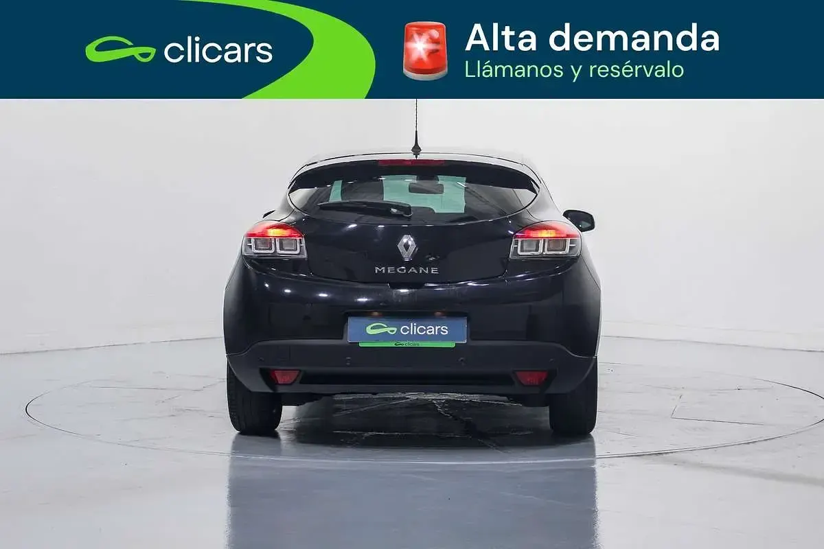 Usado Renault Mégane LIMITED 116 CV (85 kW) 2016 Negro Coupe