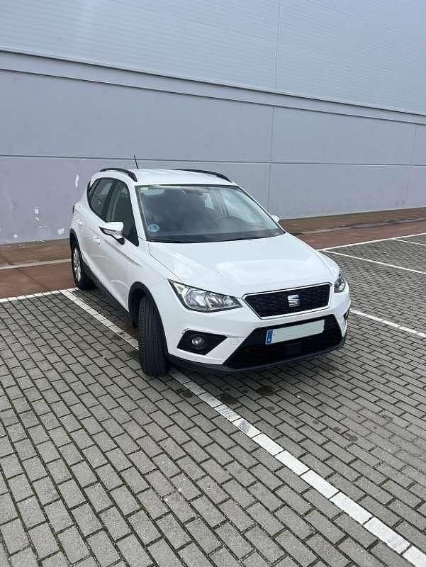 Usado Seat Arona Ecomotive 116 CV (85 kW) 2018 Blanco SUV