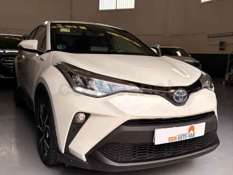 Usado Toyota C-HR Advance 122 CV (89 kW) 2020 Blanco SUV