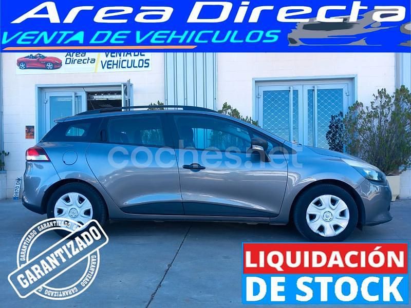 Usado Renault Clio GrandTour Authentique 75 CV (55 kW) 2013 Gris / plata Familiar