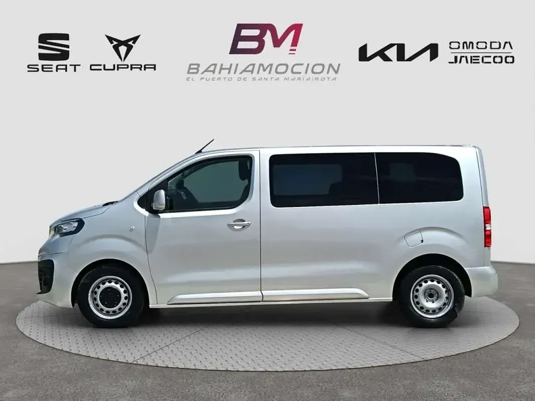 Usado Peugeot Expert S 122 CV (89 kW) 2018 Plateado Van