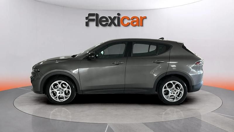 Usado Alfa Romeo Tonale Sprint 131 CV (96 kW) 2023 Gris SUV