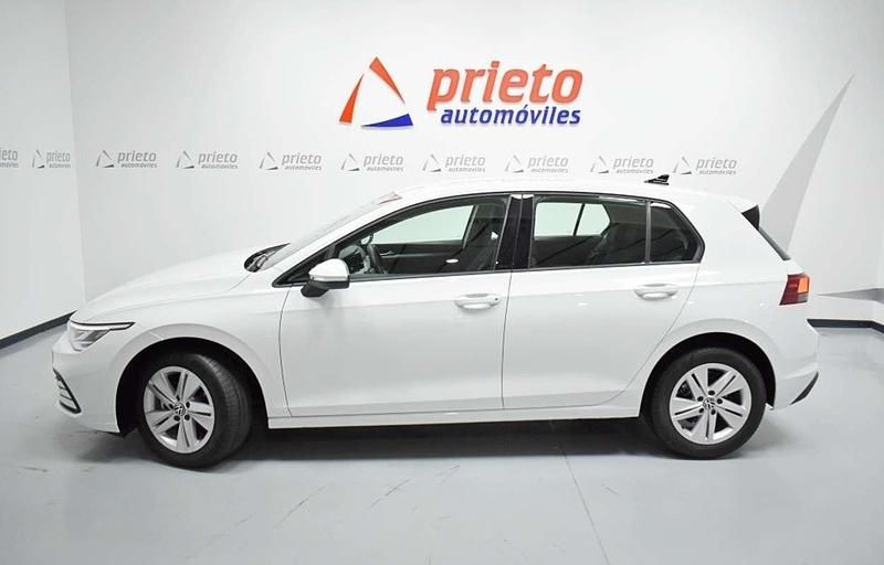 Usado VW Golf VIII 116 CV (85 kW) 2021 Blanco Utilitario