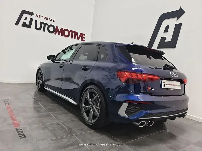 Usado Audi A3 310 CV (228 kW) 2024 Azul Berlina