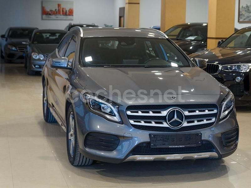 Usado Mercedes GLA200 136 CV (100 kW) 2018 Gris / plata SUV