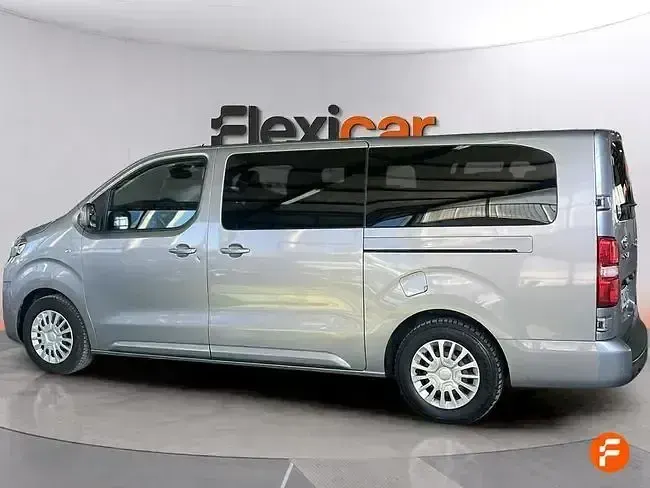 Usado Toyota Proace Verso Active 131 CV (96 kW) 2023 Gris Familiar