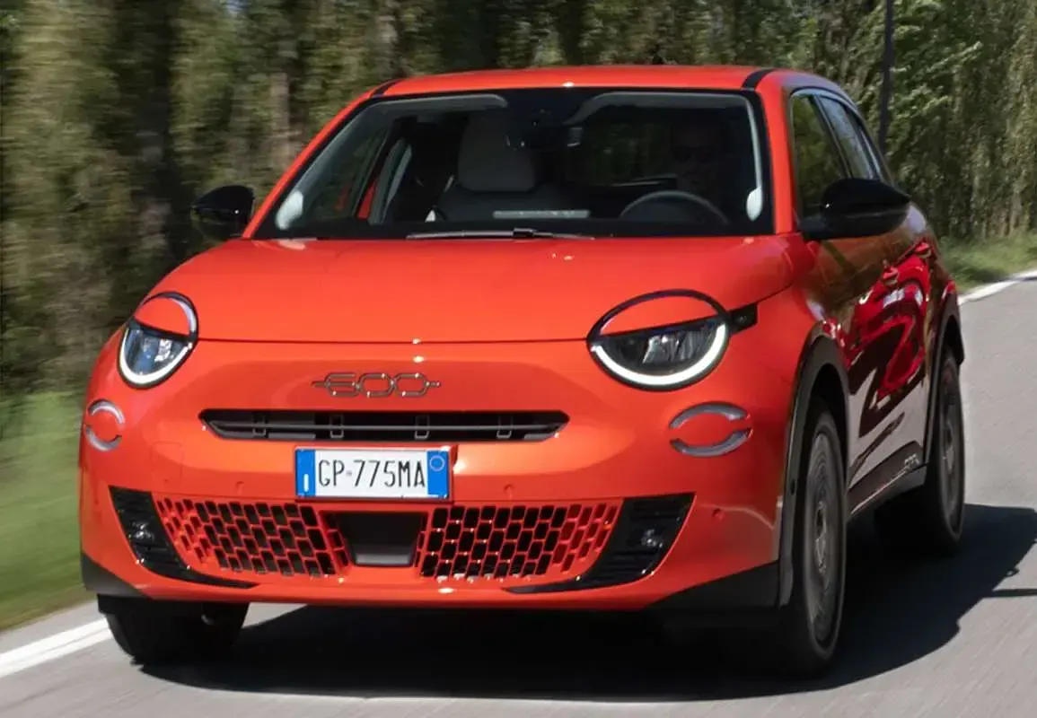 Usado Fiat 600 La Prima 101 CV (74 kW) 2025 SUV
