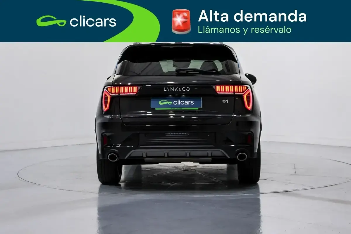 Usado Lynk & Co 01 180 CV (132 kW) 2023 Negro SUV