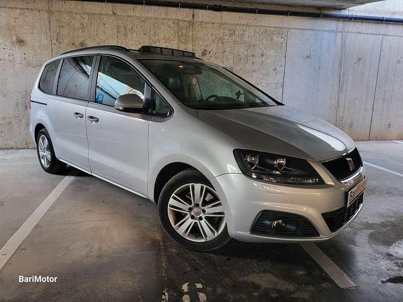 Usado Seat Alhambra I-Tech 139 CV (102 kW) 2014 Gris Monovolumen