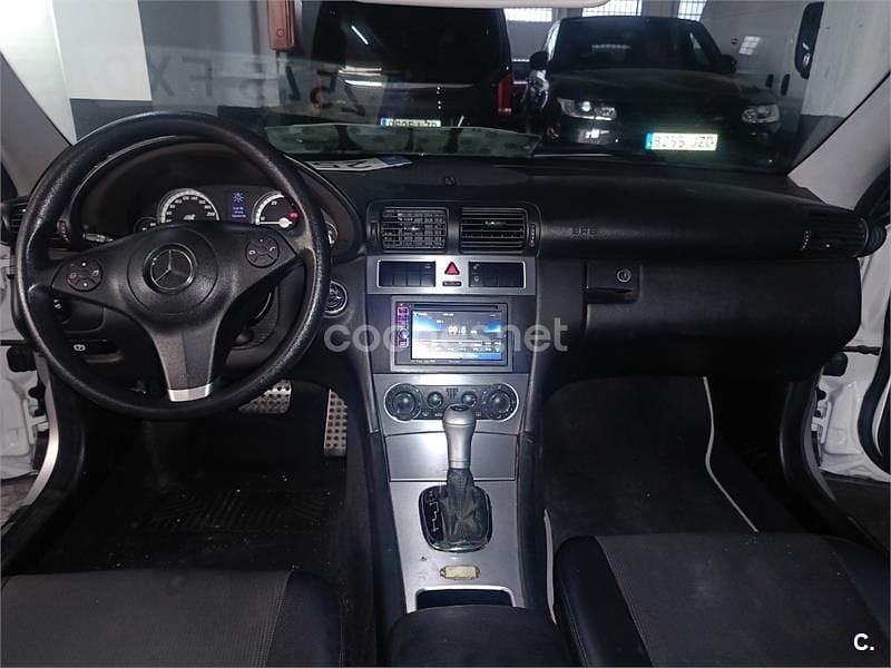 Usado Mercedes CLC220 150 CV (110 kW) 2008 Blanco Utilitario
